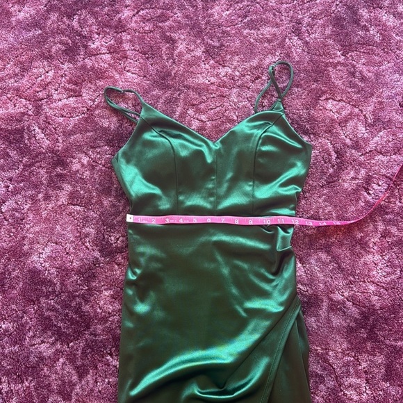 Elegant Green Satin Look Mini Slip Dress Asymmetrical hem size S - Picture 5 of 7